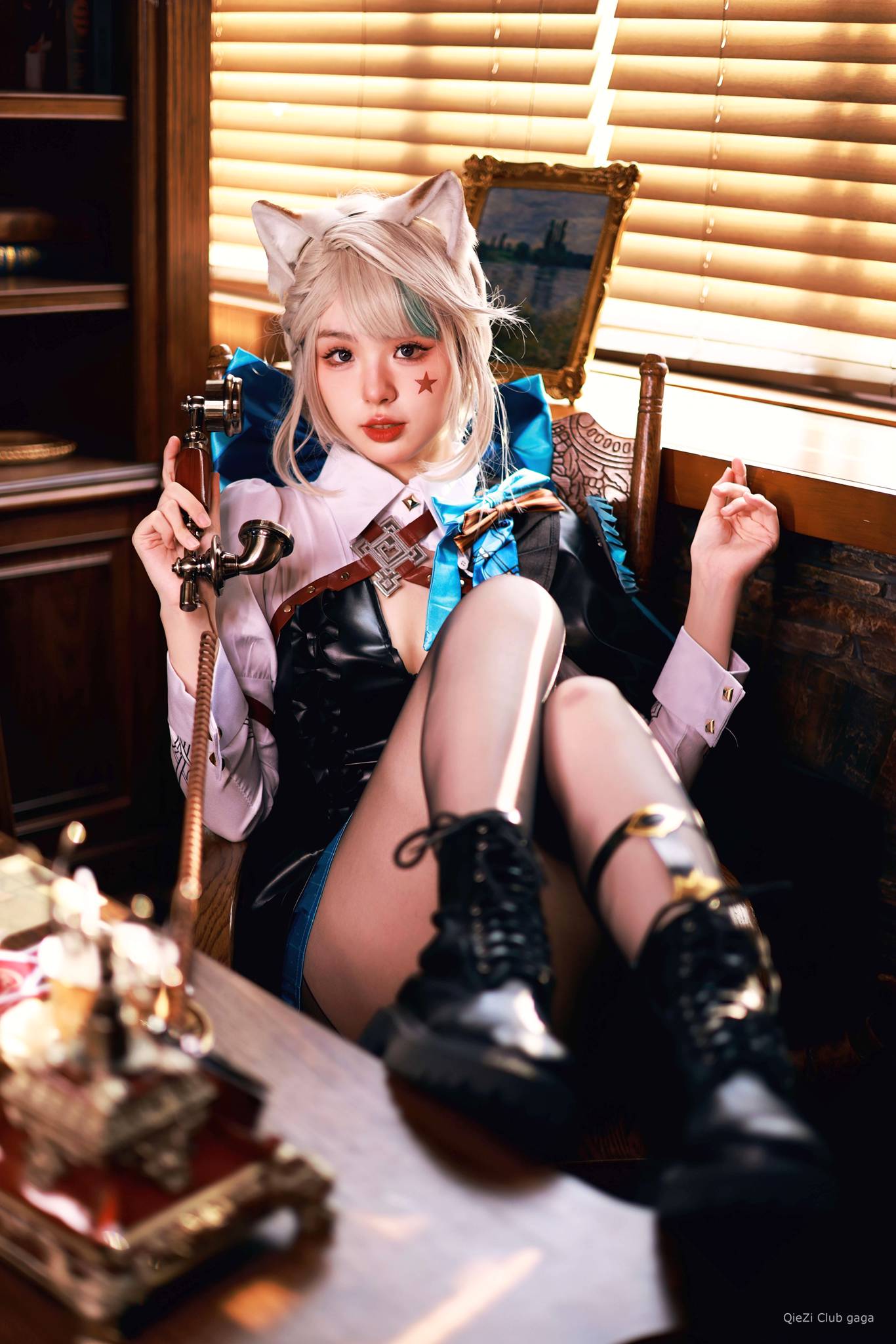 gaga_cos05.jpg