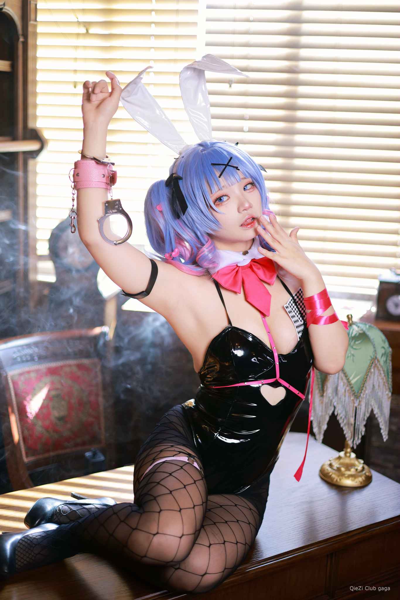 gaga_cos08.jpg